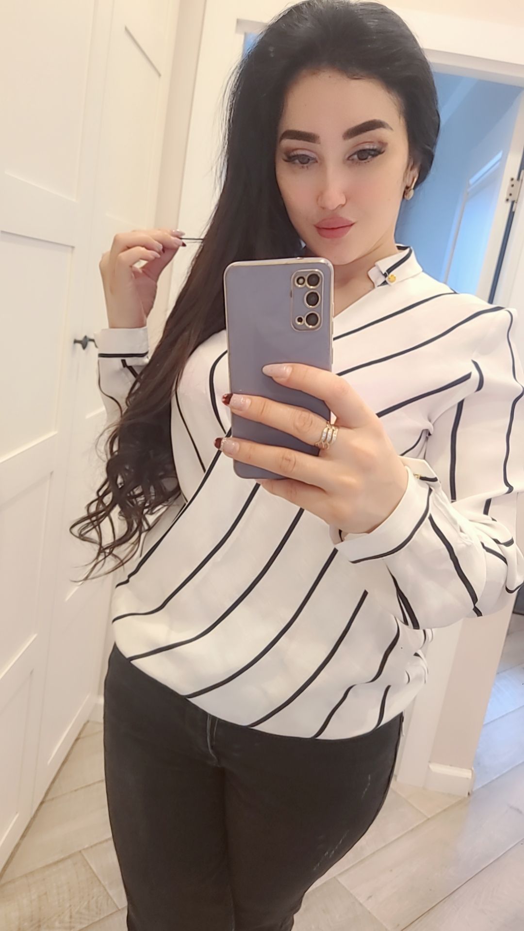 Escorts Service in MG Road